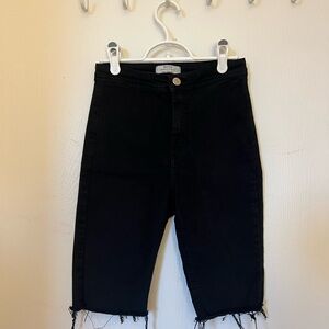 Bershka Black Ankle Cropped Jeans